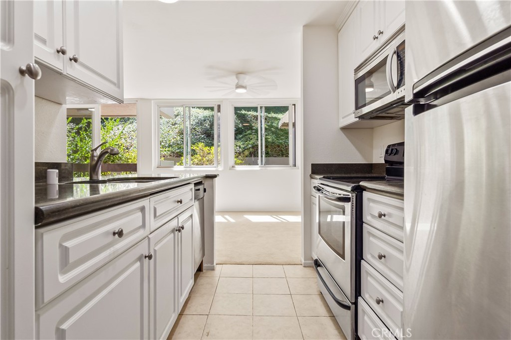 28121 Highridge