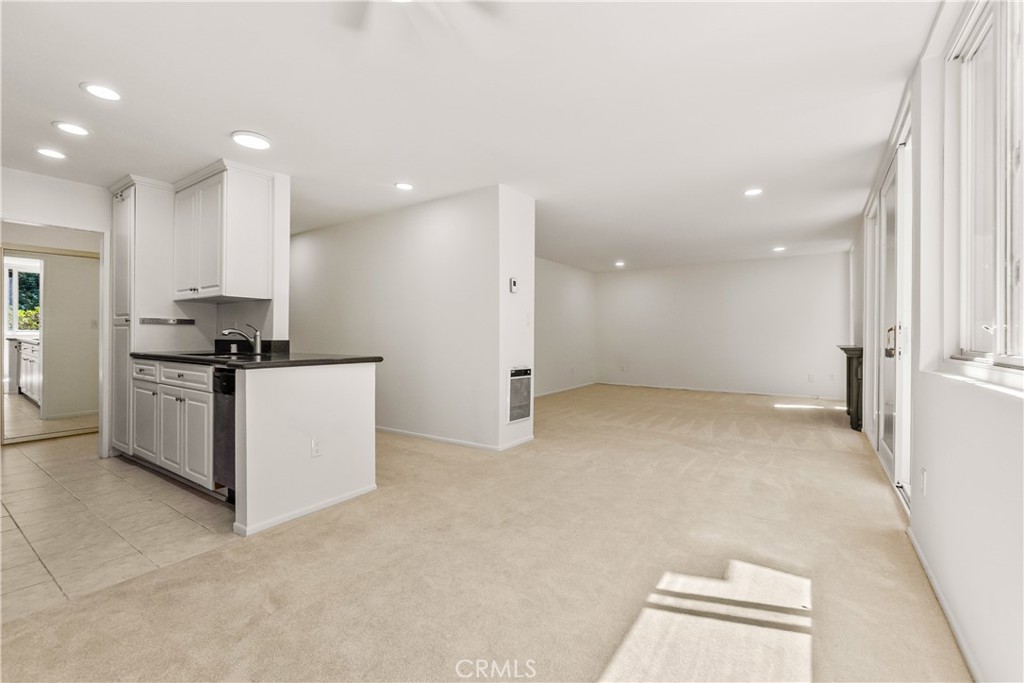 28121 Highridge