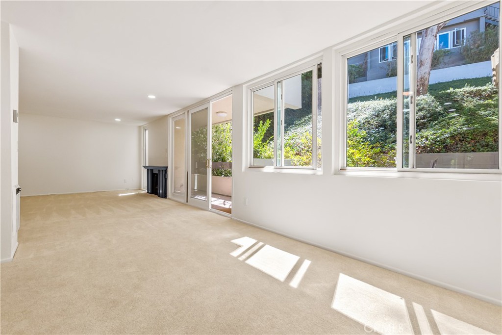 28121 Highridge