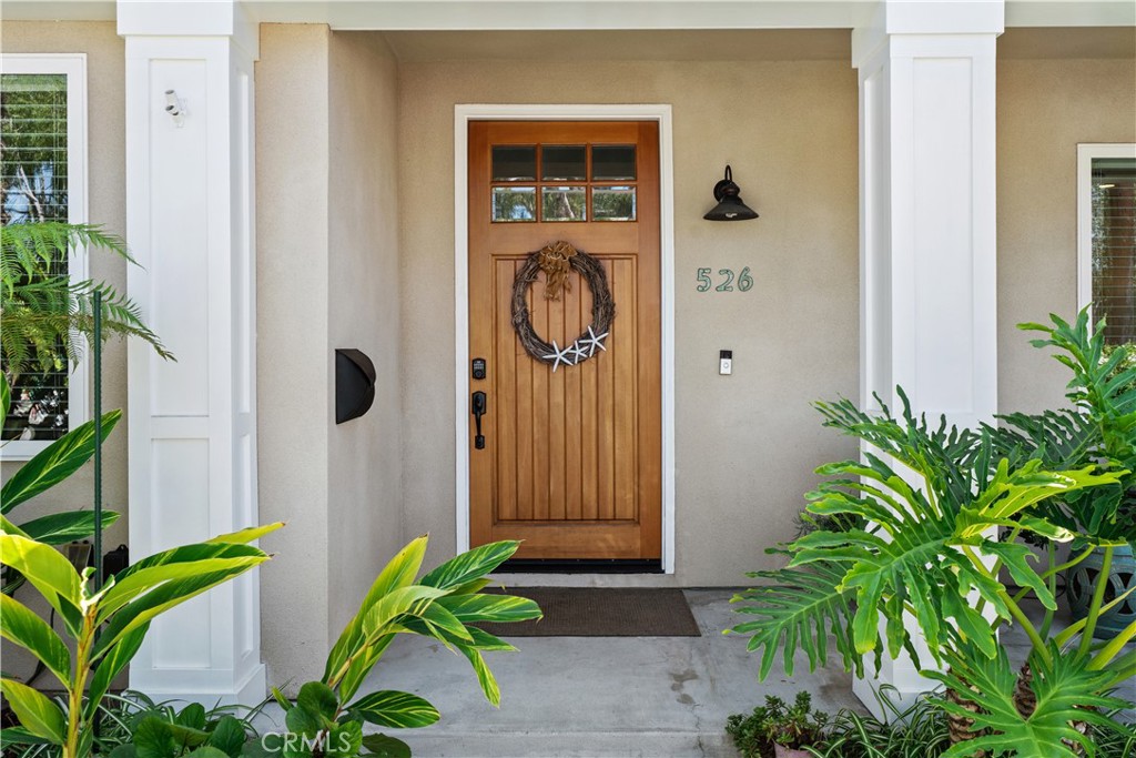 526 E Maple