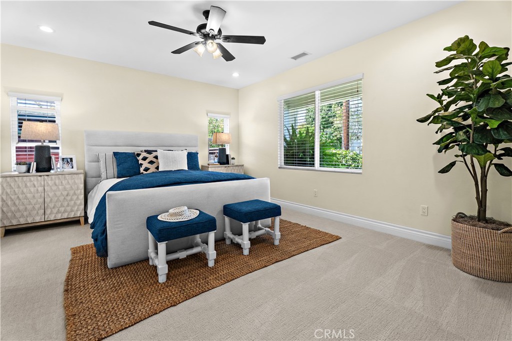 526 E Maple