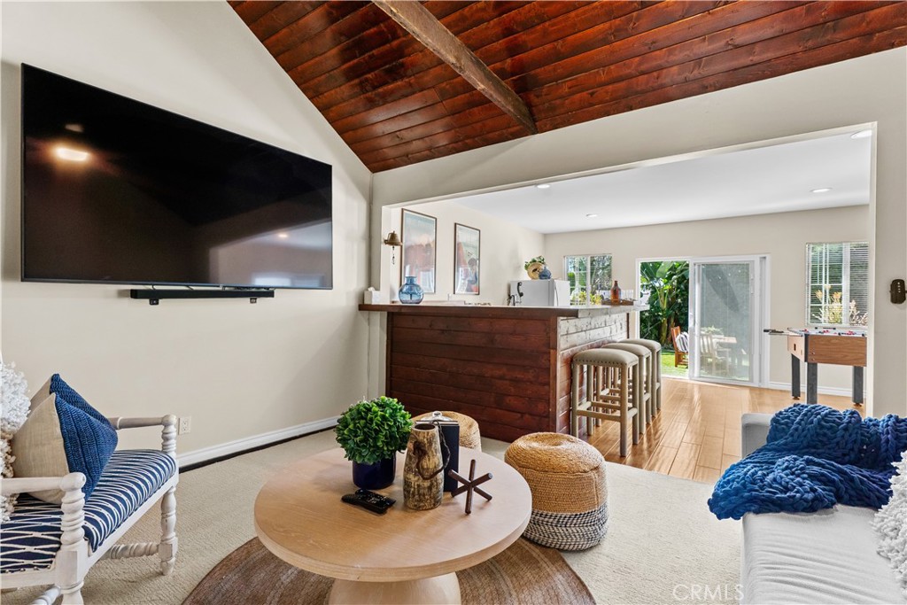 526 E Maple