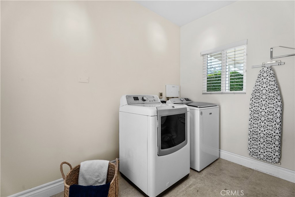 526 E Maple