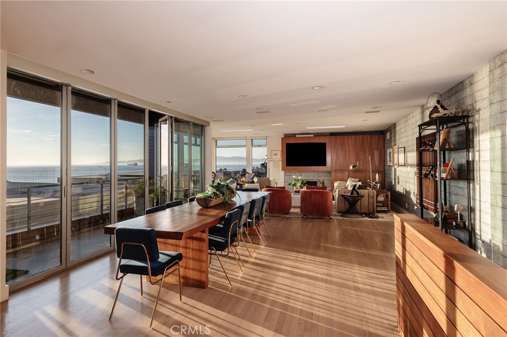 121 16th Street