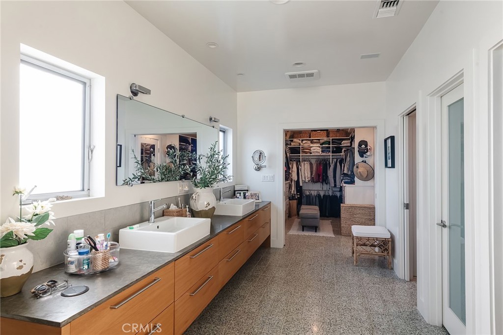 121 16th Street