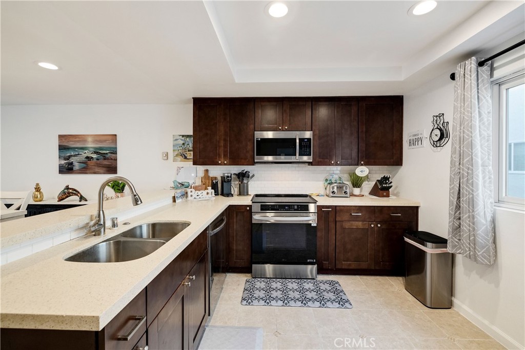 255 Valley