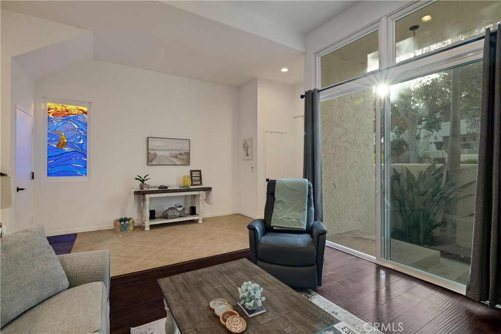 255 Valley