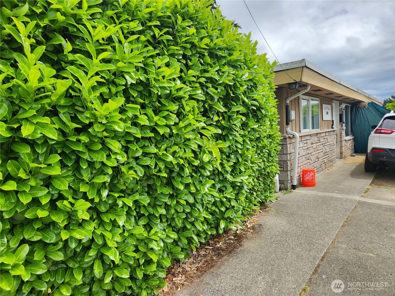 856 Harrington Avenue NE