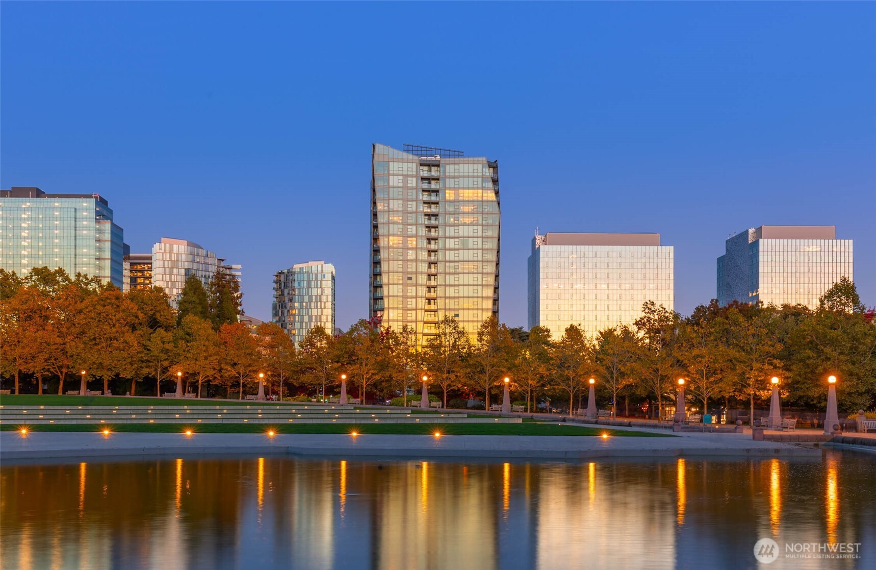 188 Bellevue Way NE Unit: 1907