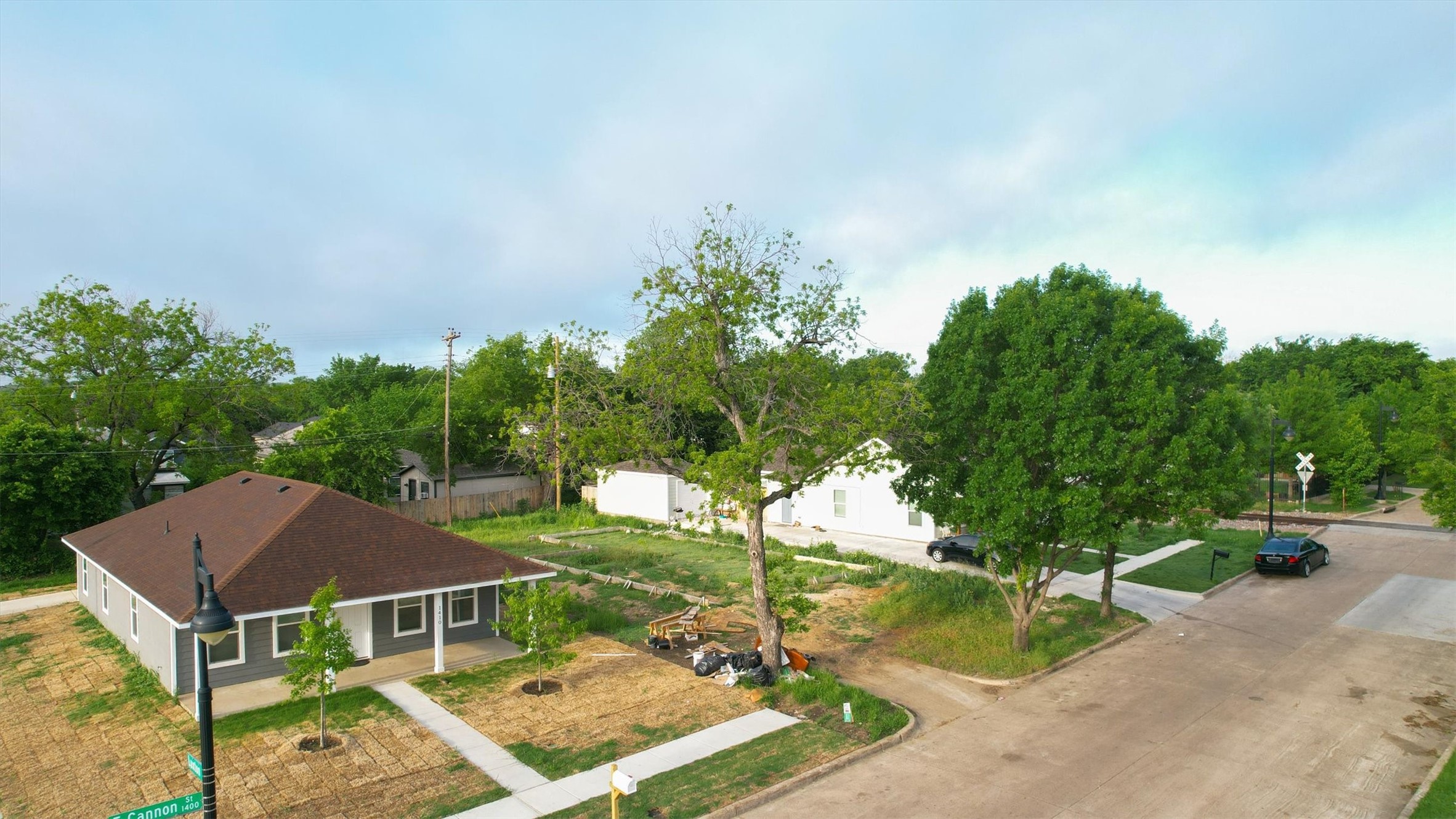 1404 E Cannon Street