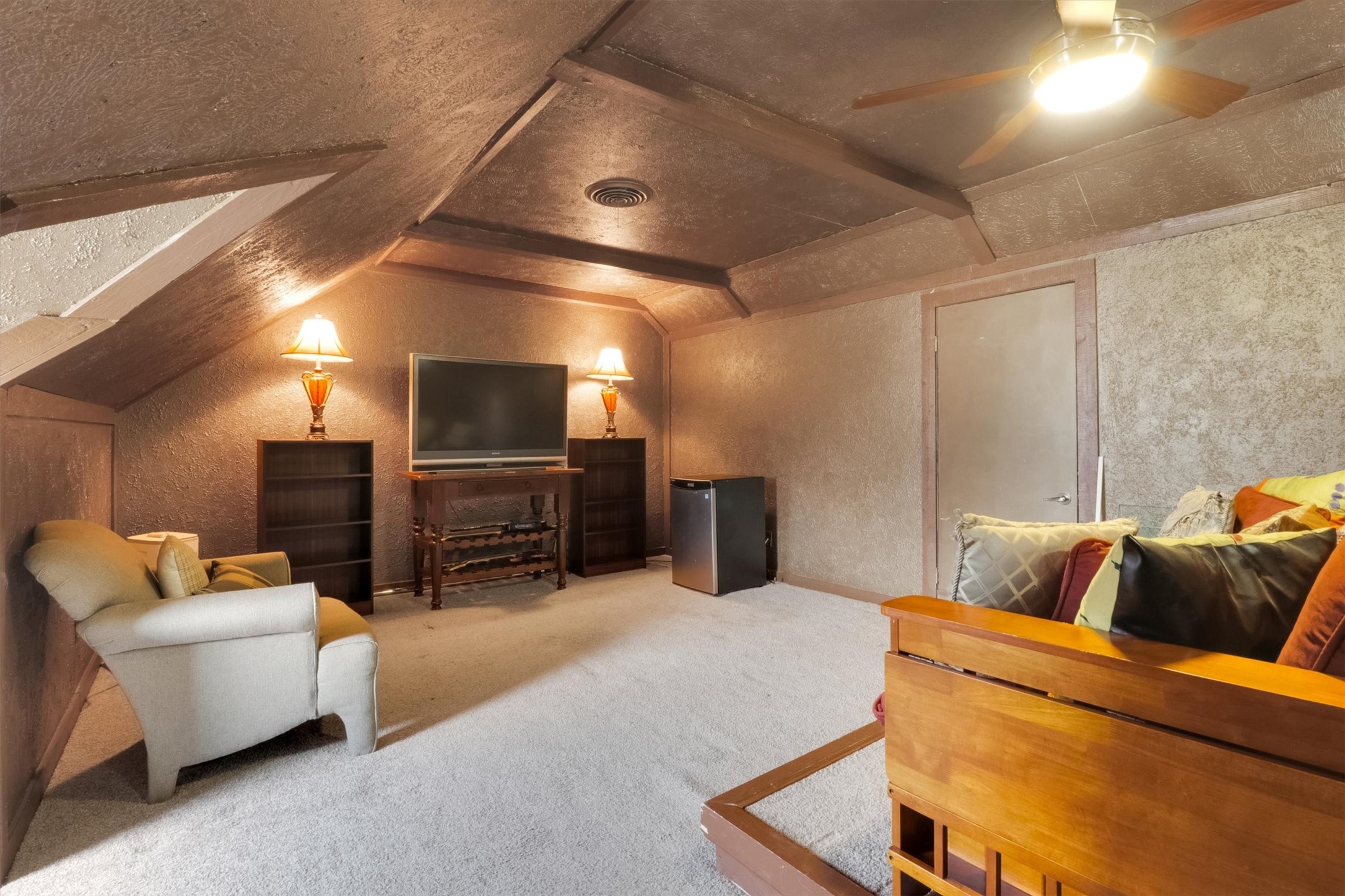 7217 Martha Lane