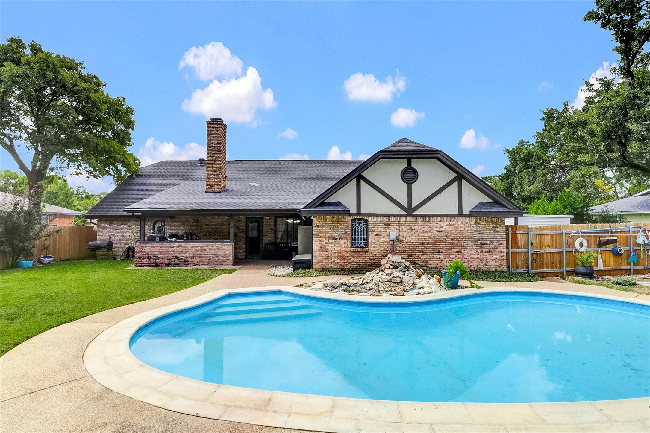 7217 Martha Lane