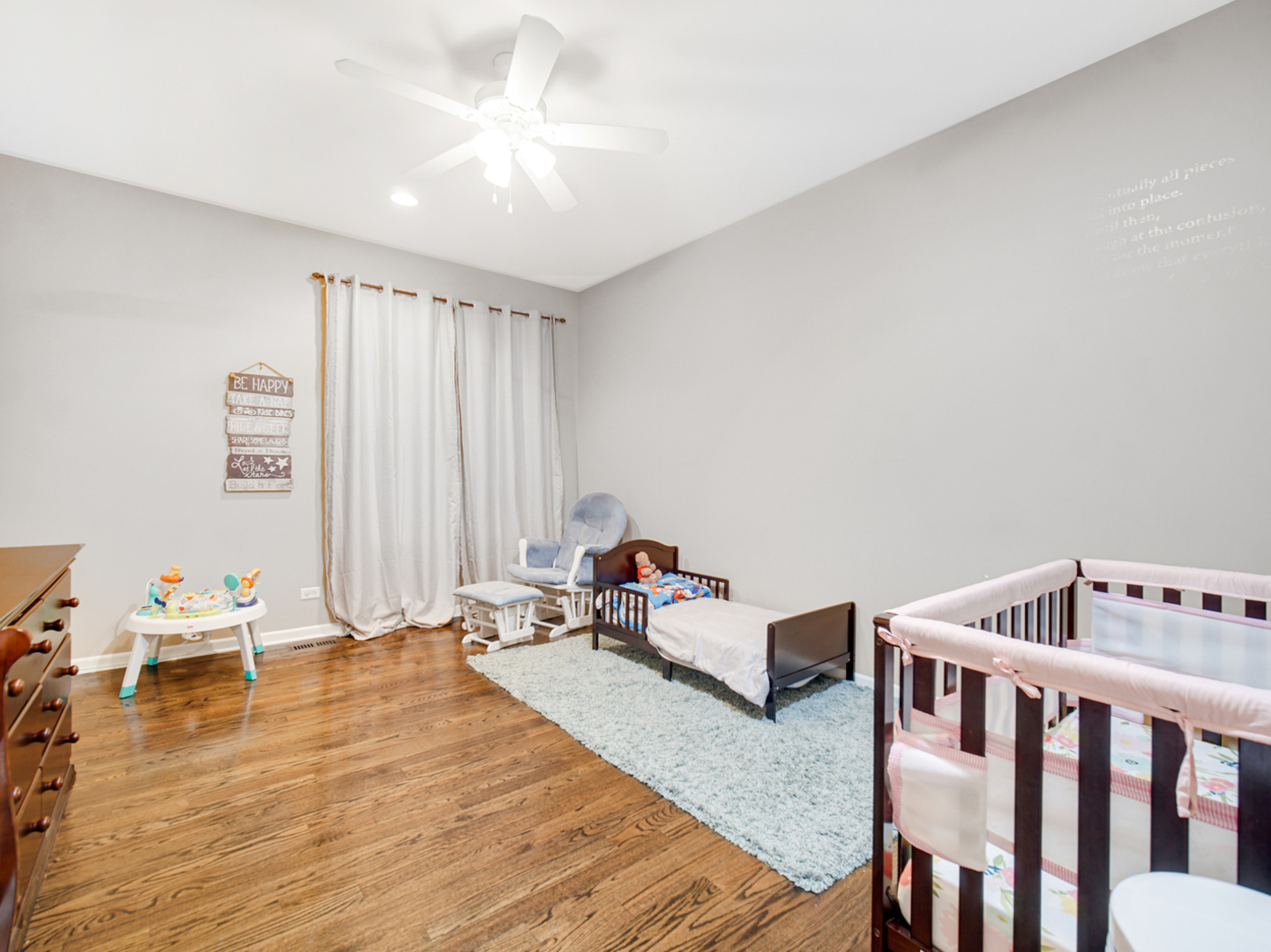 4806 S Saint Lawrence Avenue Unit: 1S