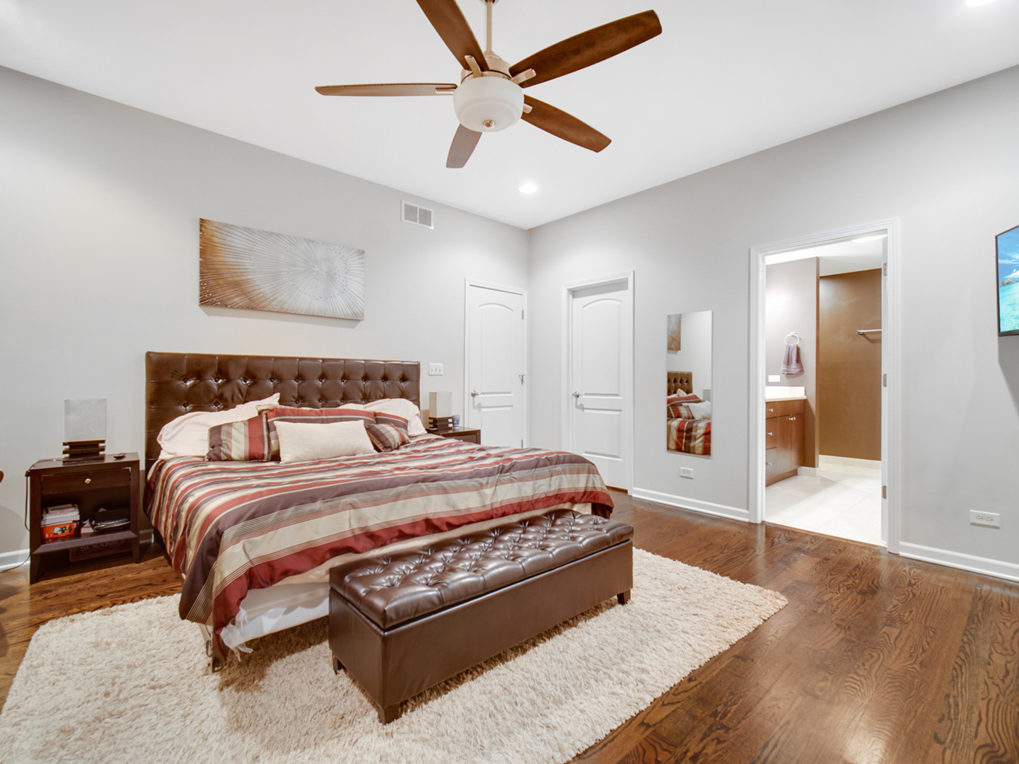 4806 S Saint Lawrence Avenue Unit: 1S
