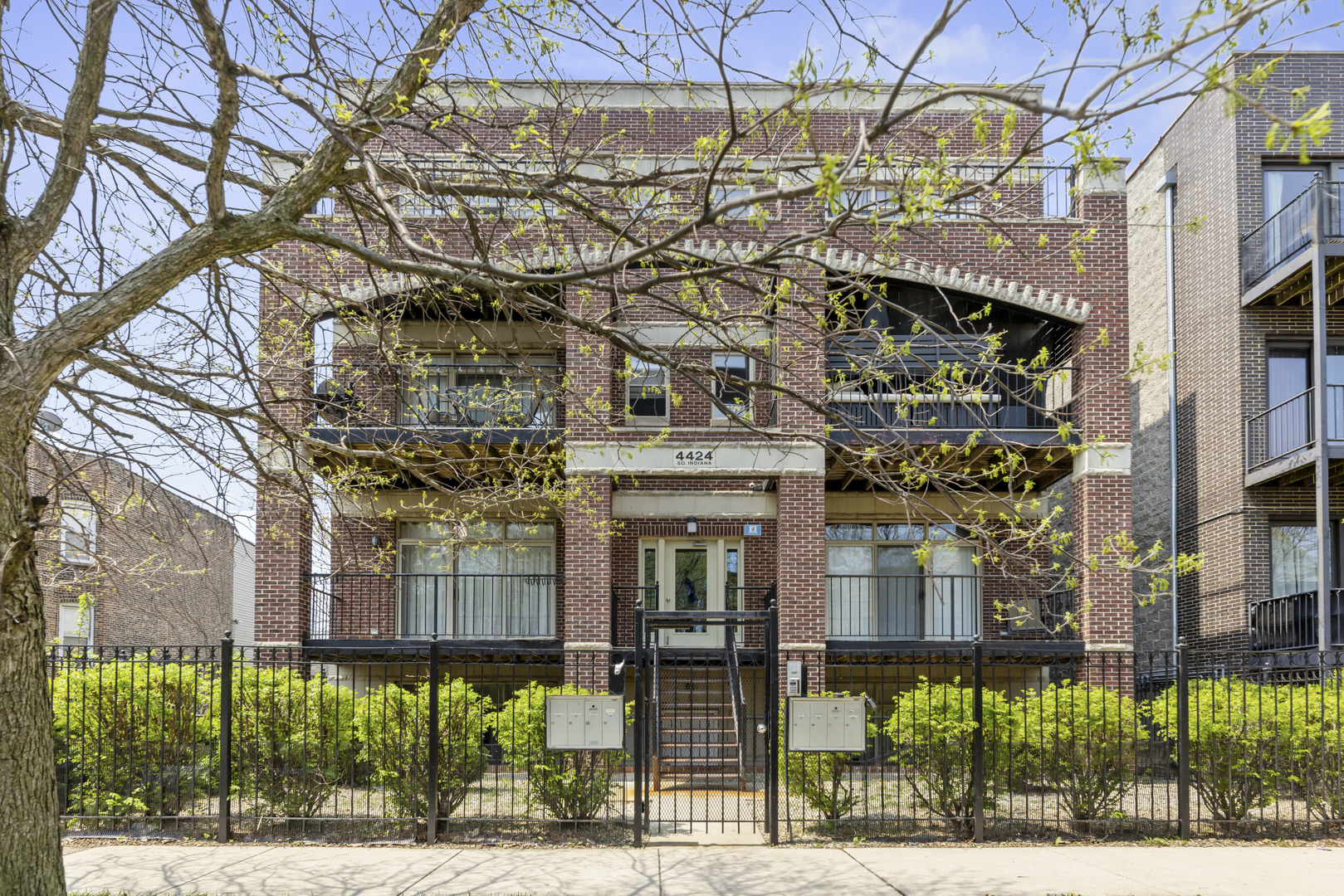 4424 S Indiana Avenue Unit: 4N