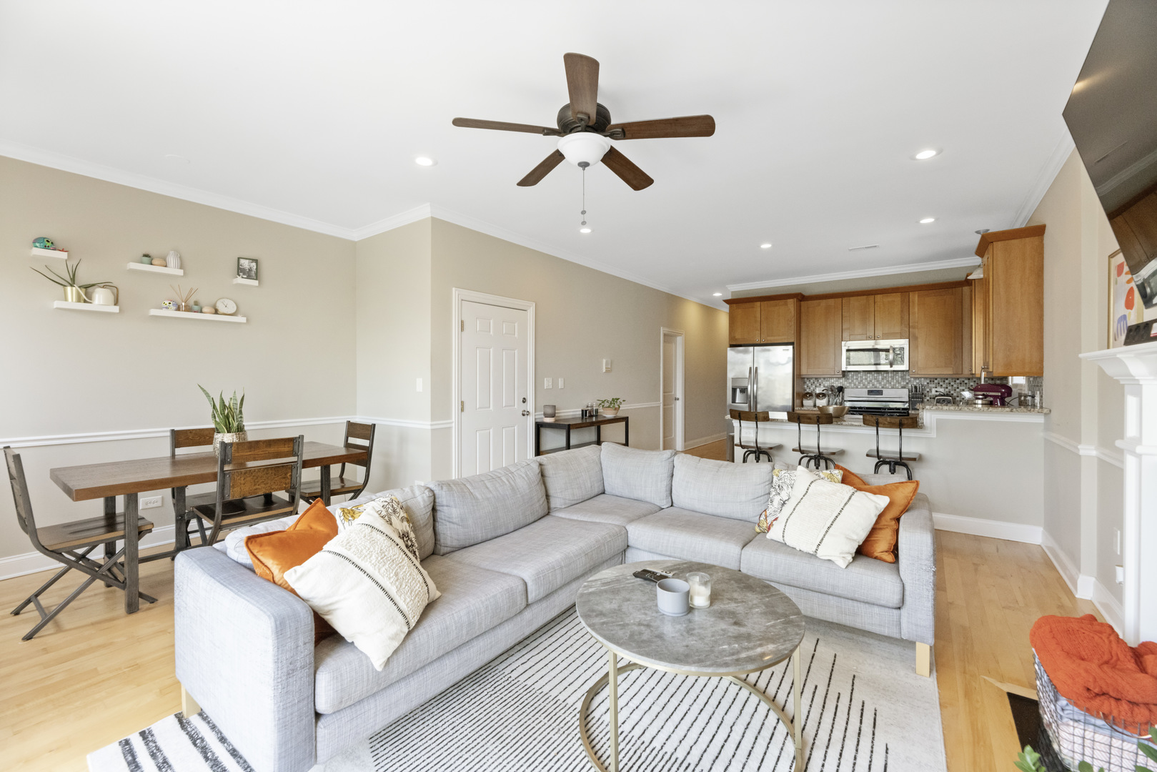 4424 S Indiana Avenue Unit: 4N