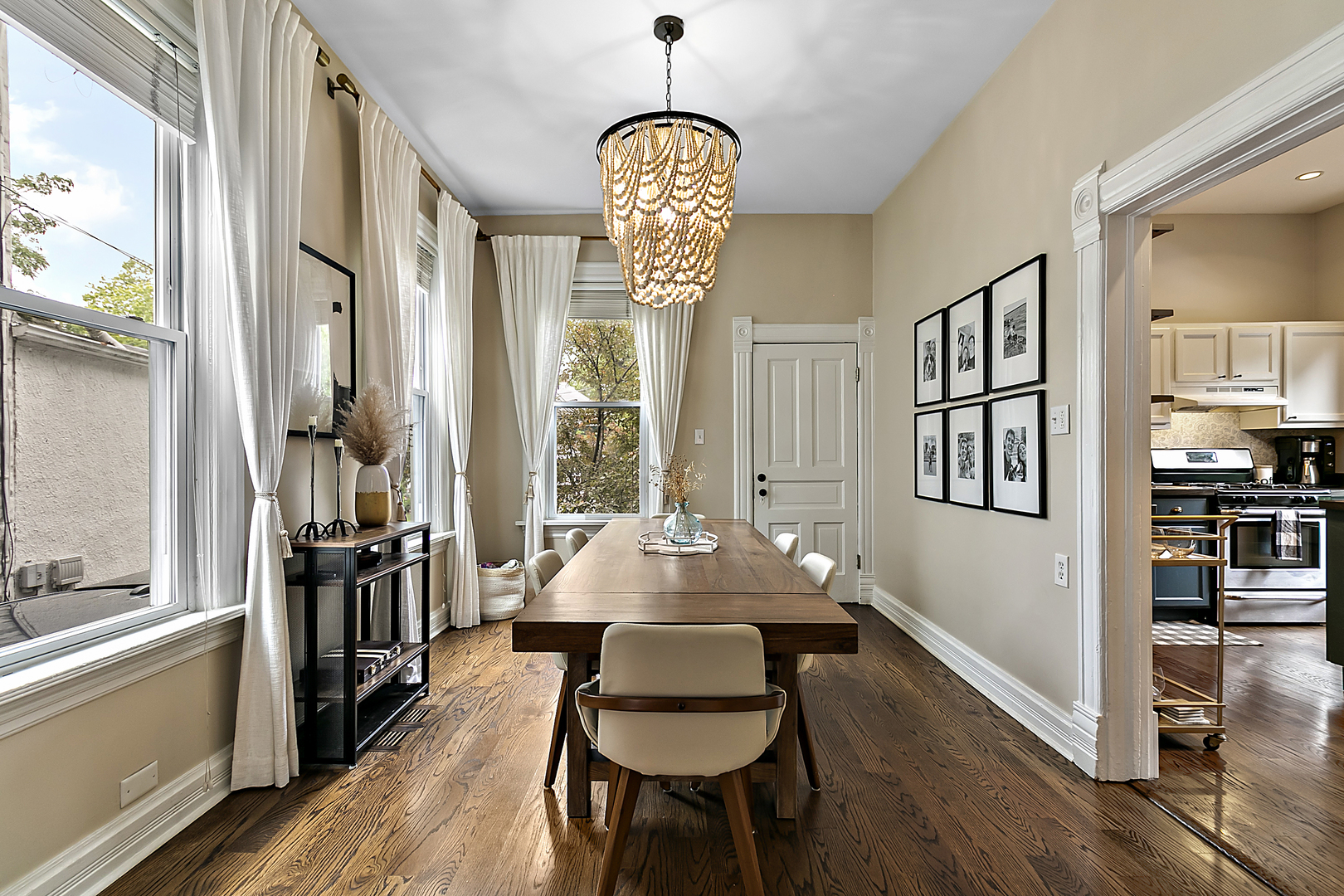 2128 W 110th Place