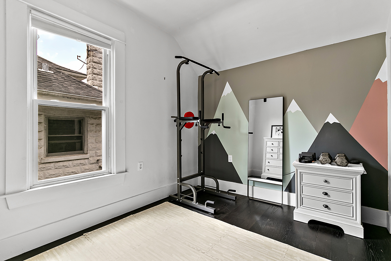 2128 W 110th Place