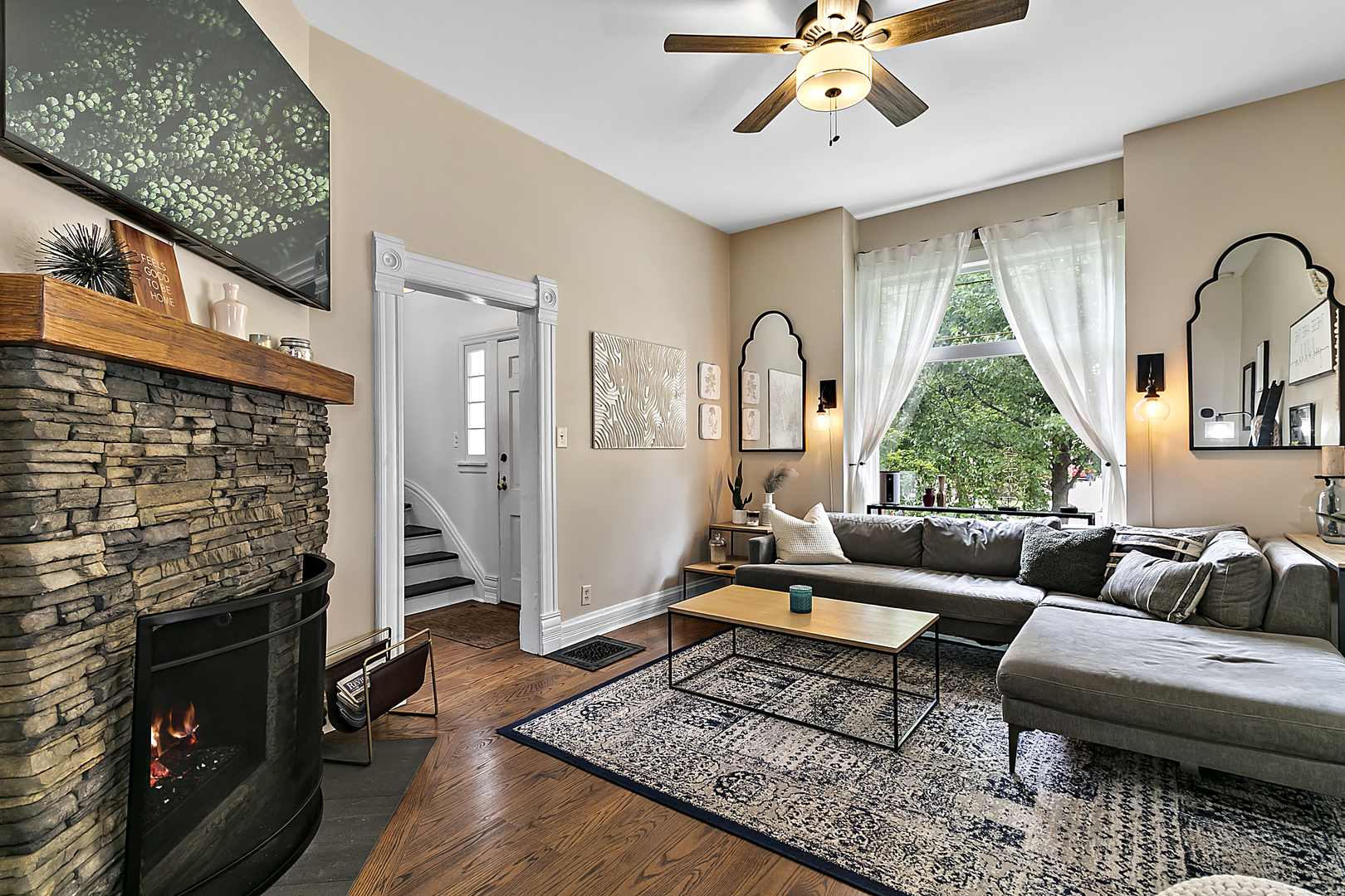 2128 W 110th Place