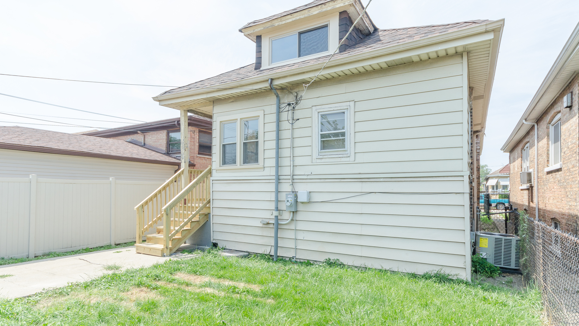 10237 S Green Street