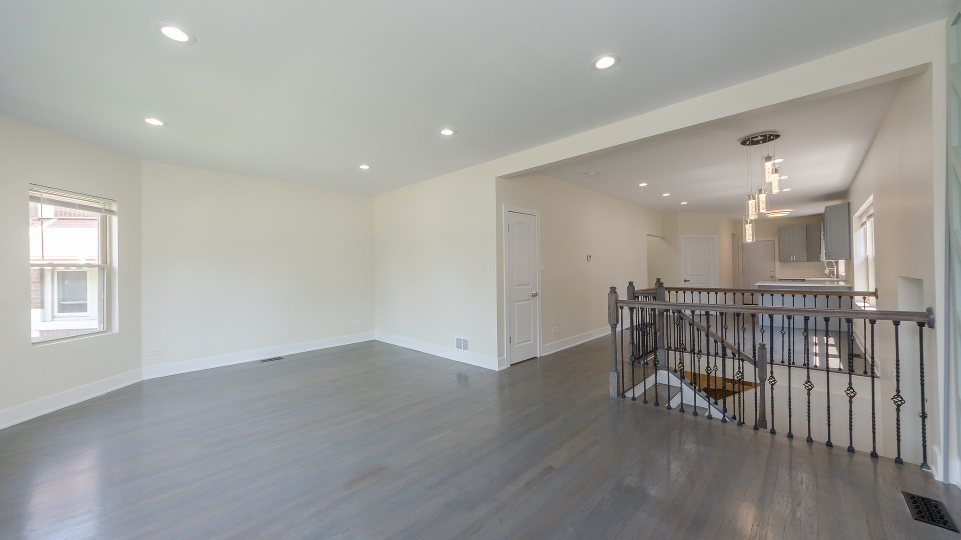 10237 S Green Street