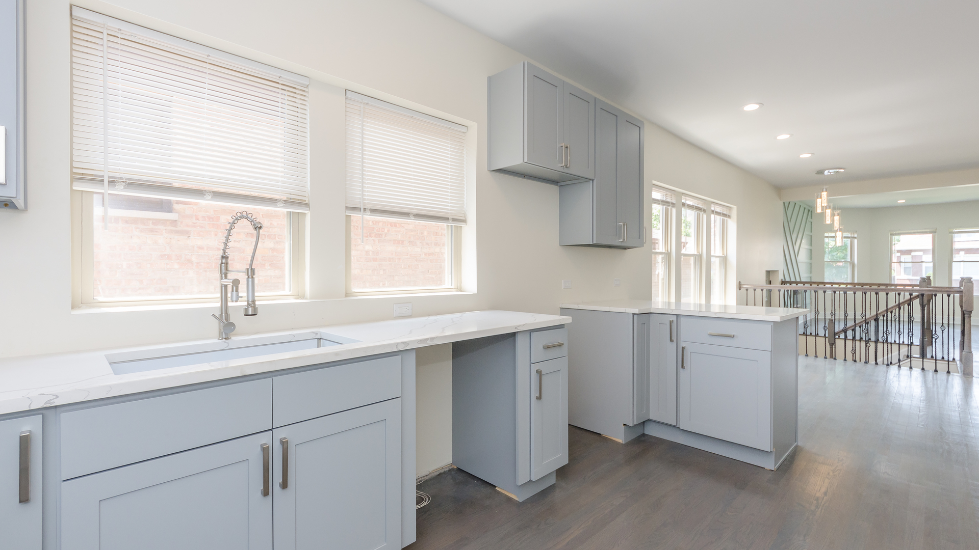 10237 S Green Street