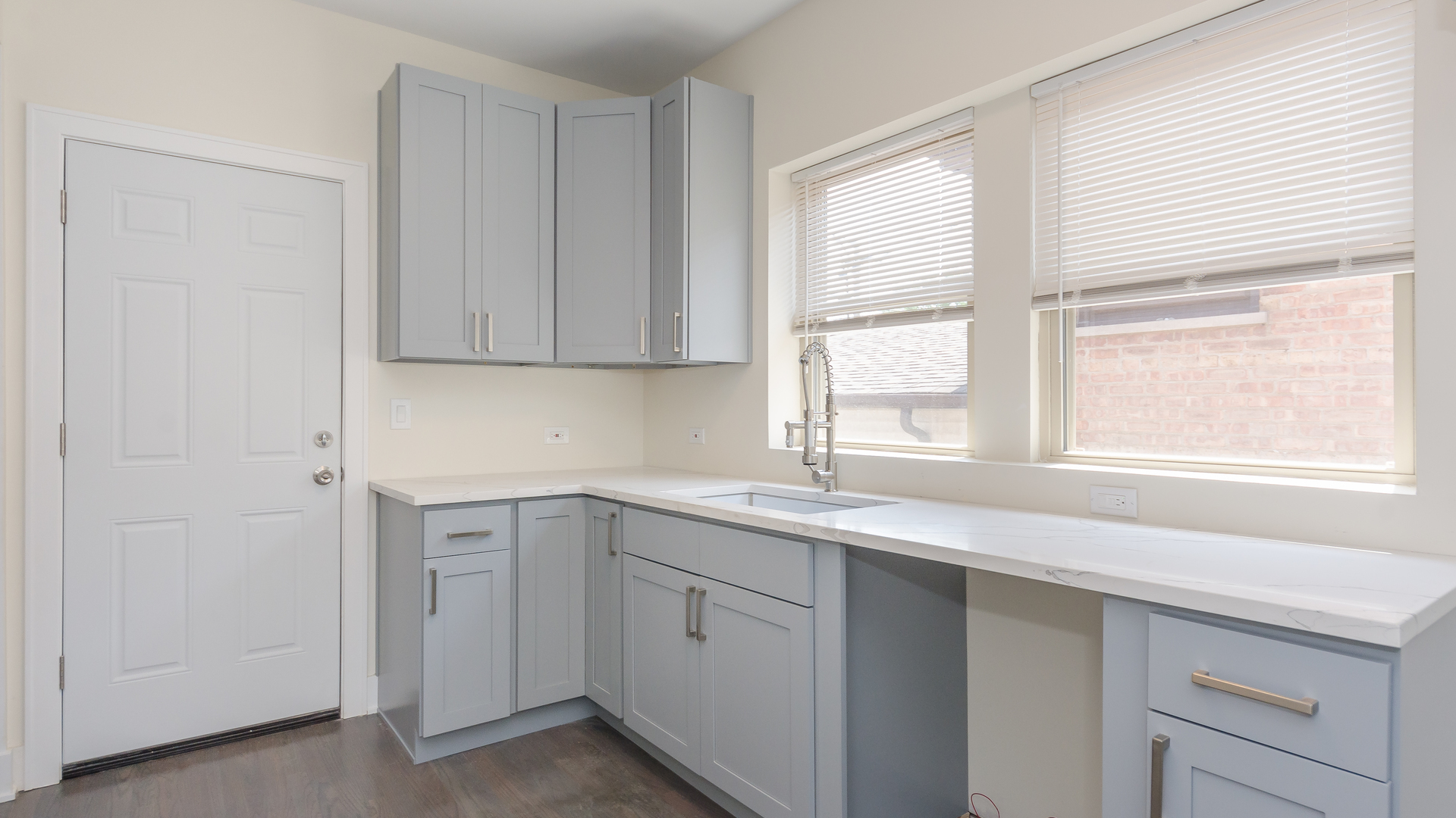 10237 S Green Street