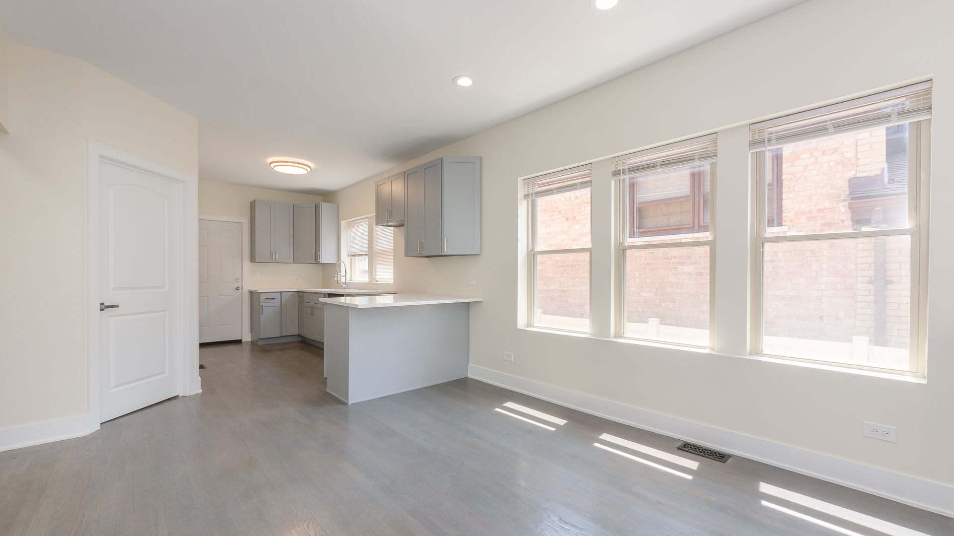 10237 S Green Street