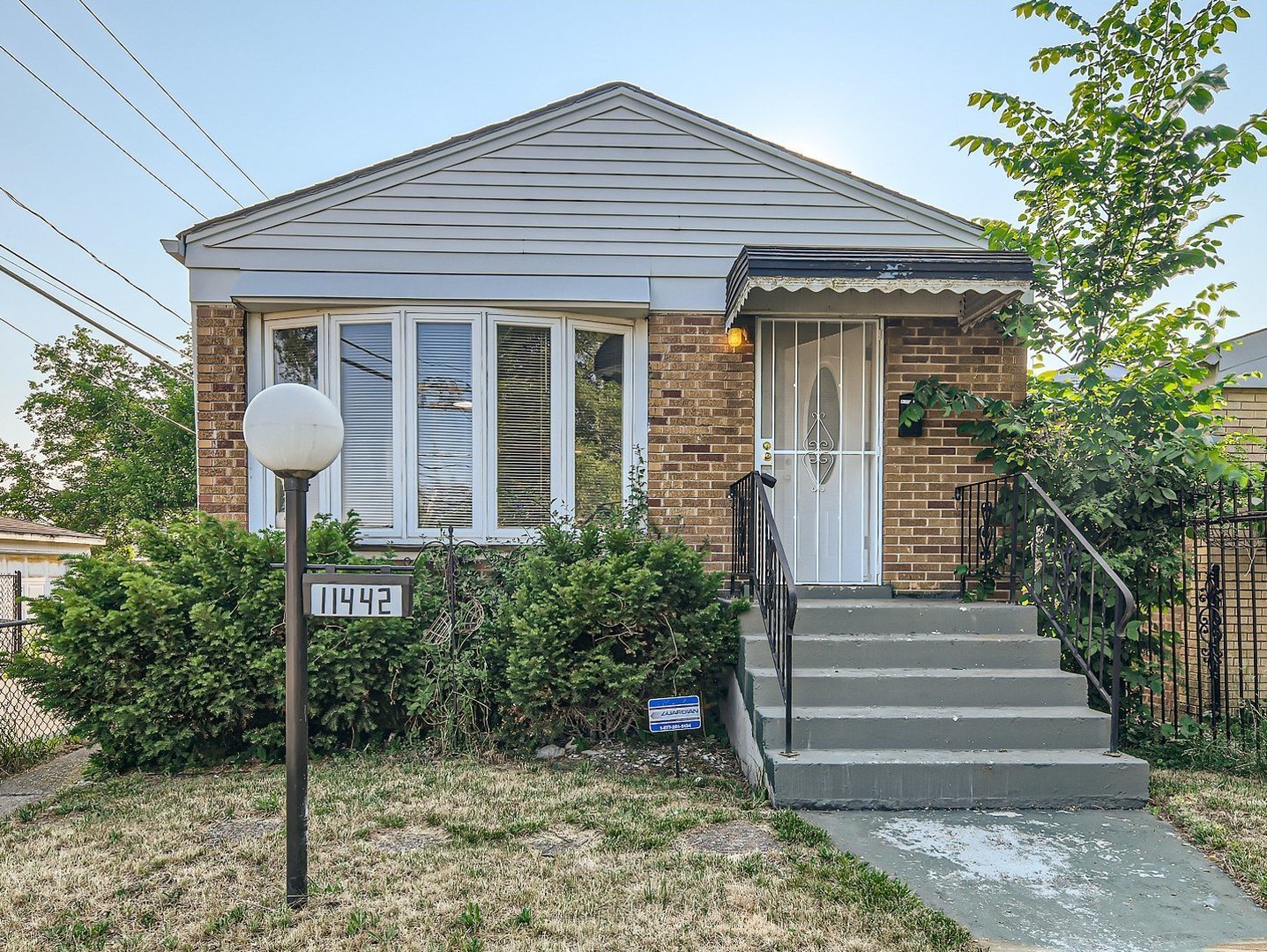 11442 S Racine Avenue