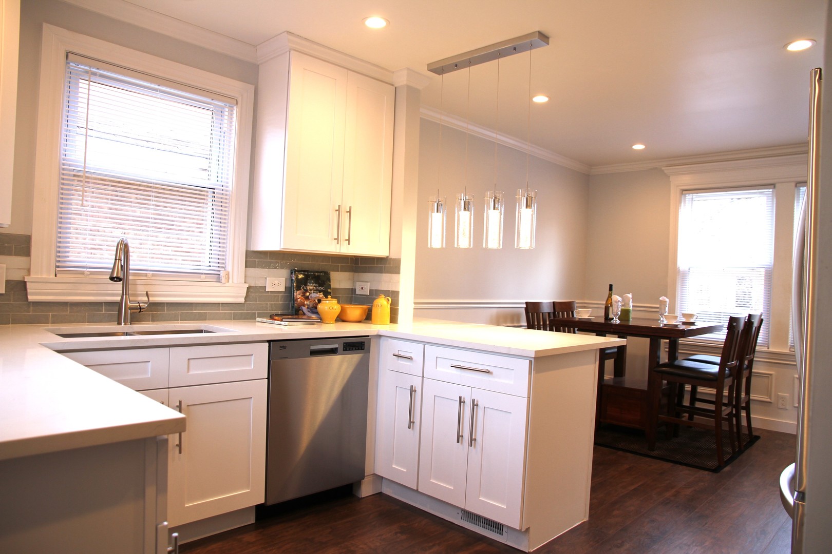 10132 S Green Street