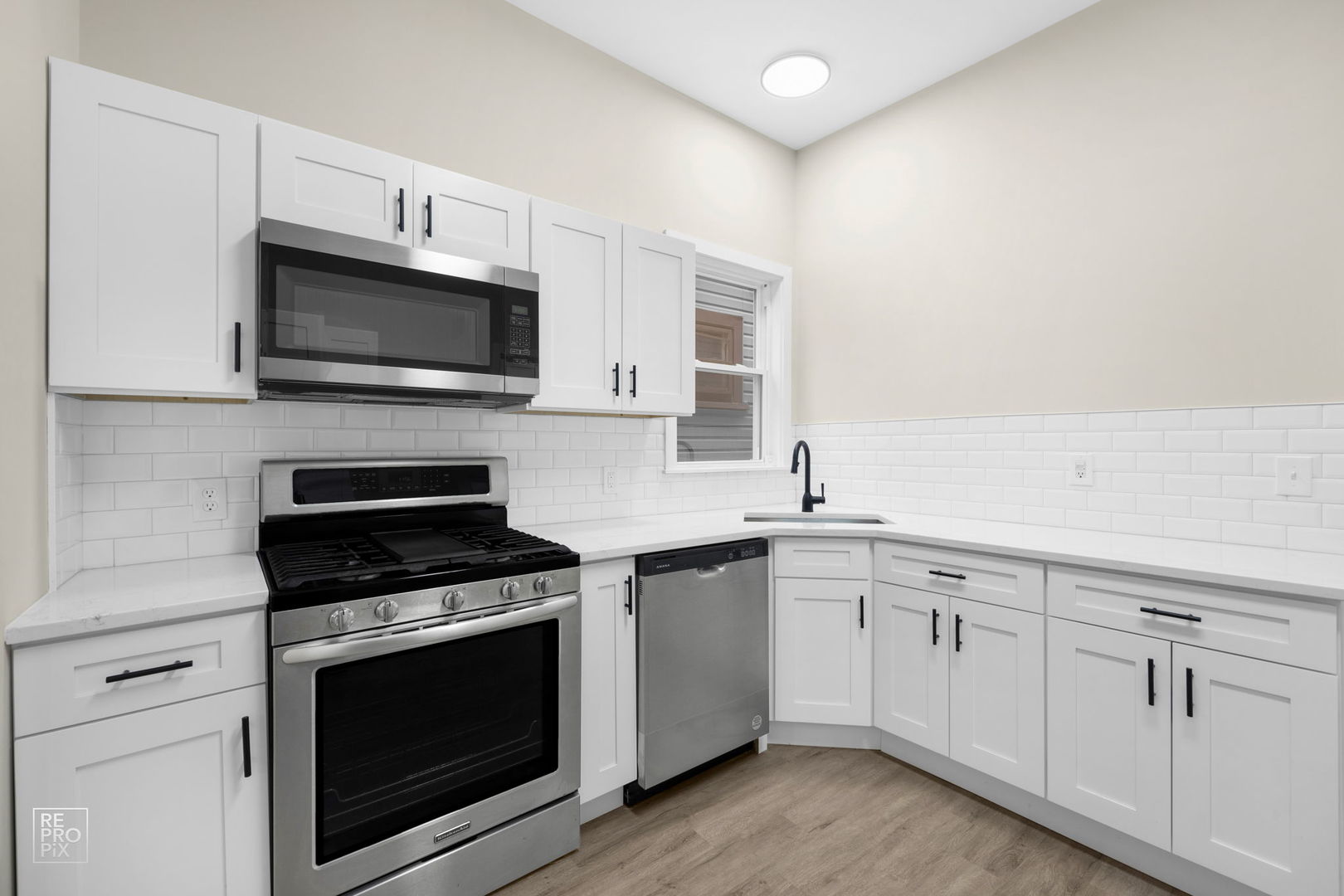 7821 S Muskegon Avenue