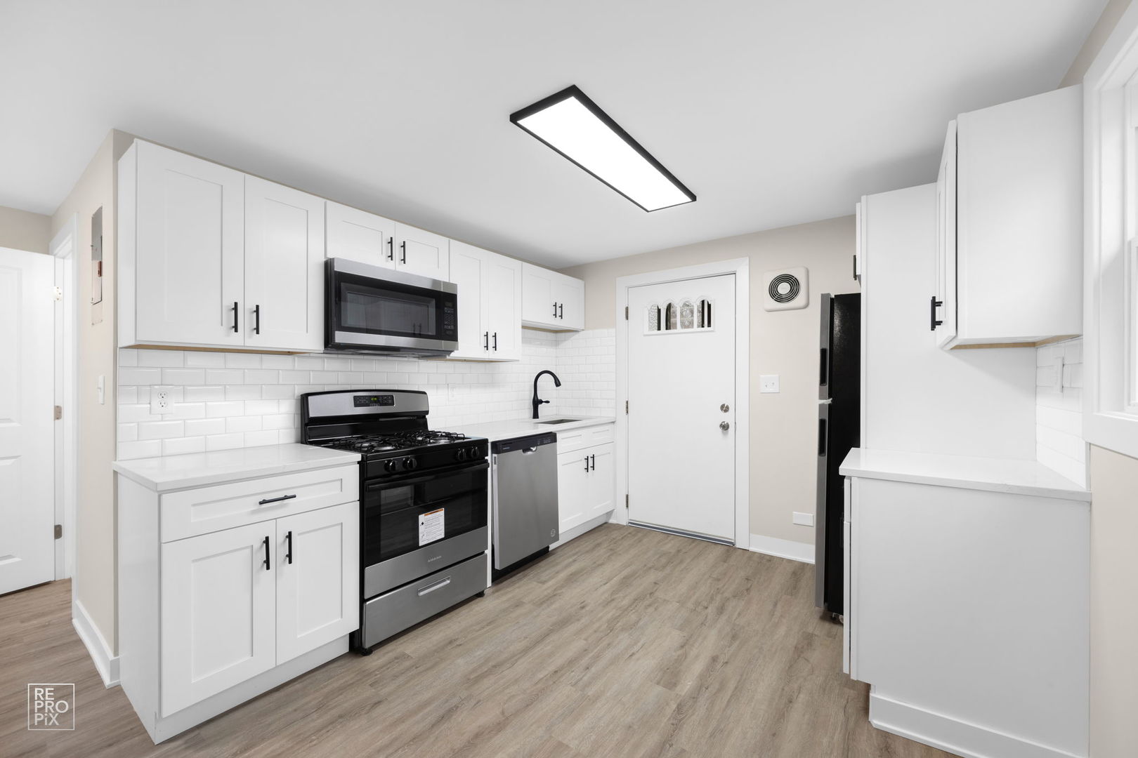 7821 S Muskegon Avenue