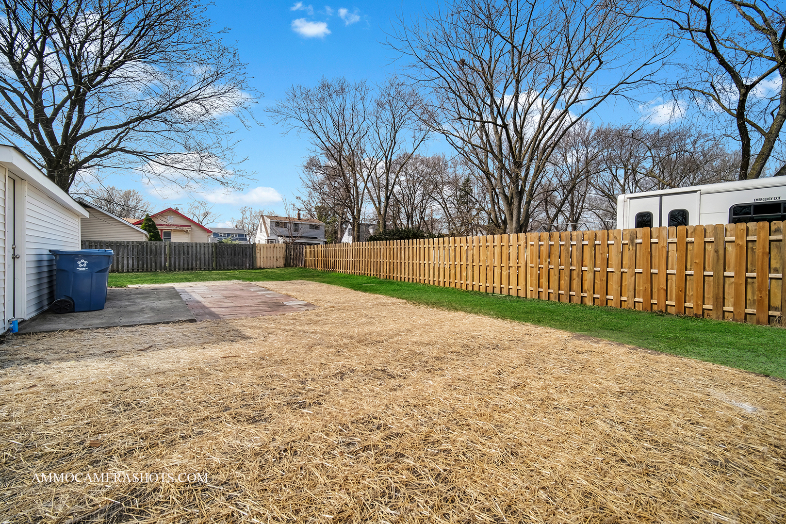 14804 Riverside Drive