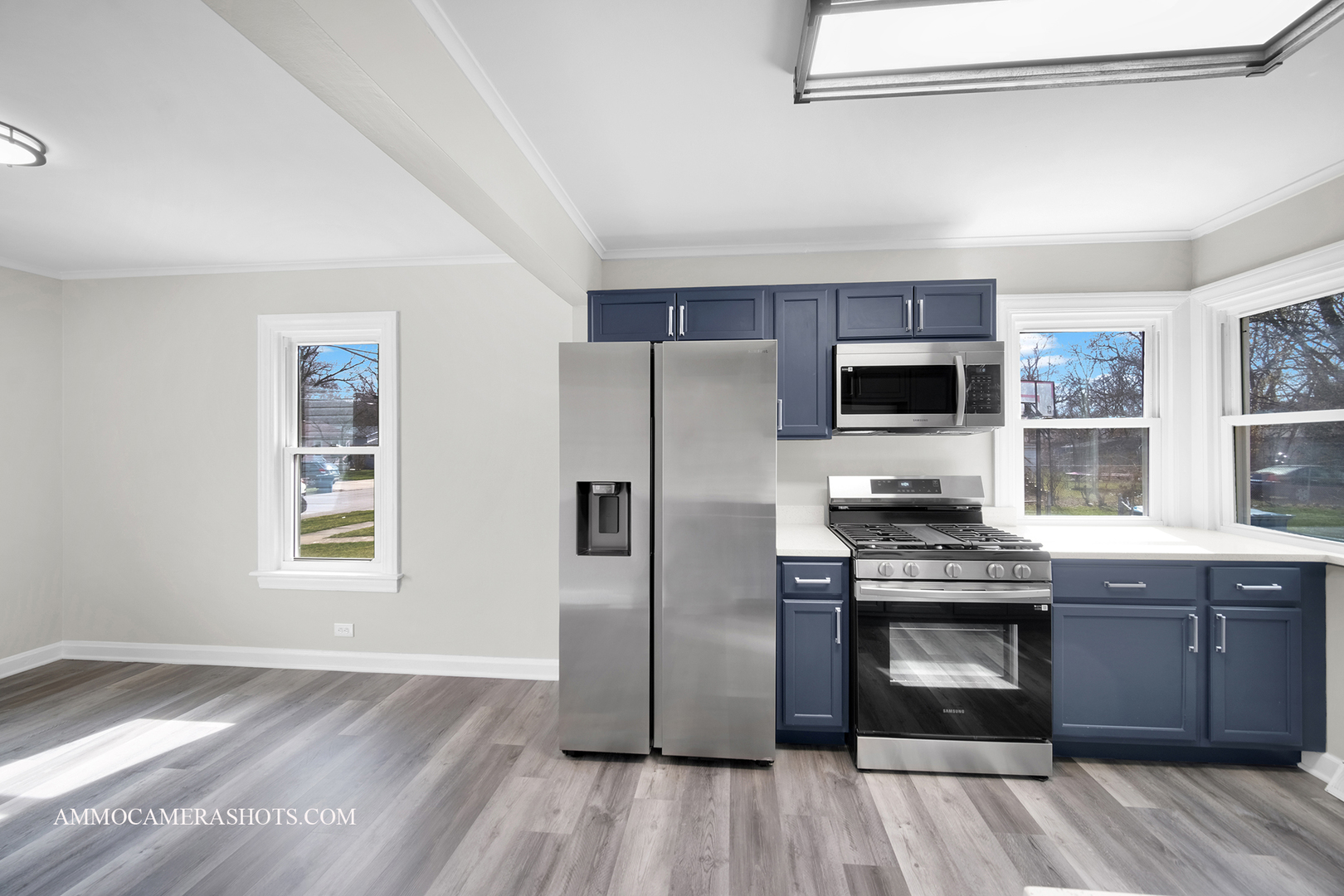 14804 Riverside Drive