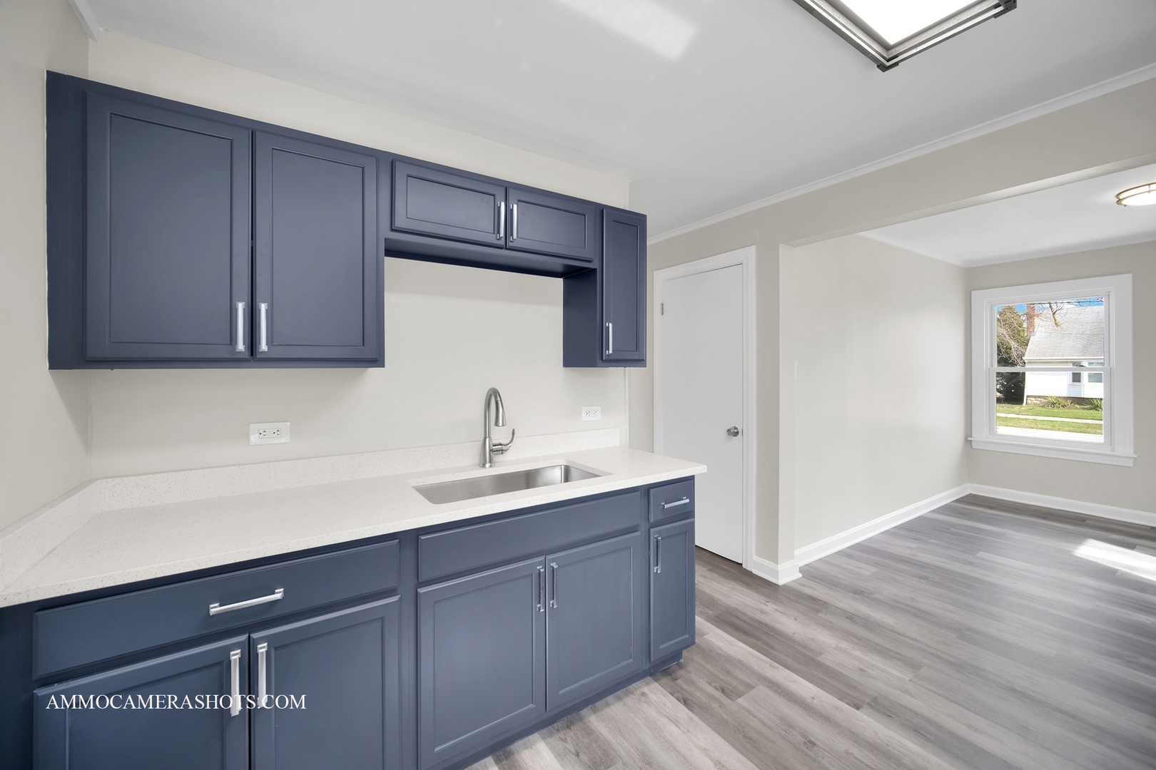 14804 Riverside Drive