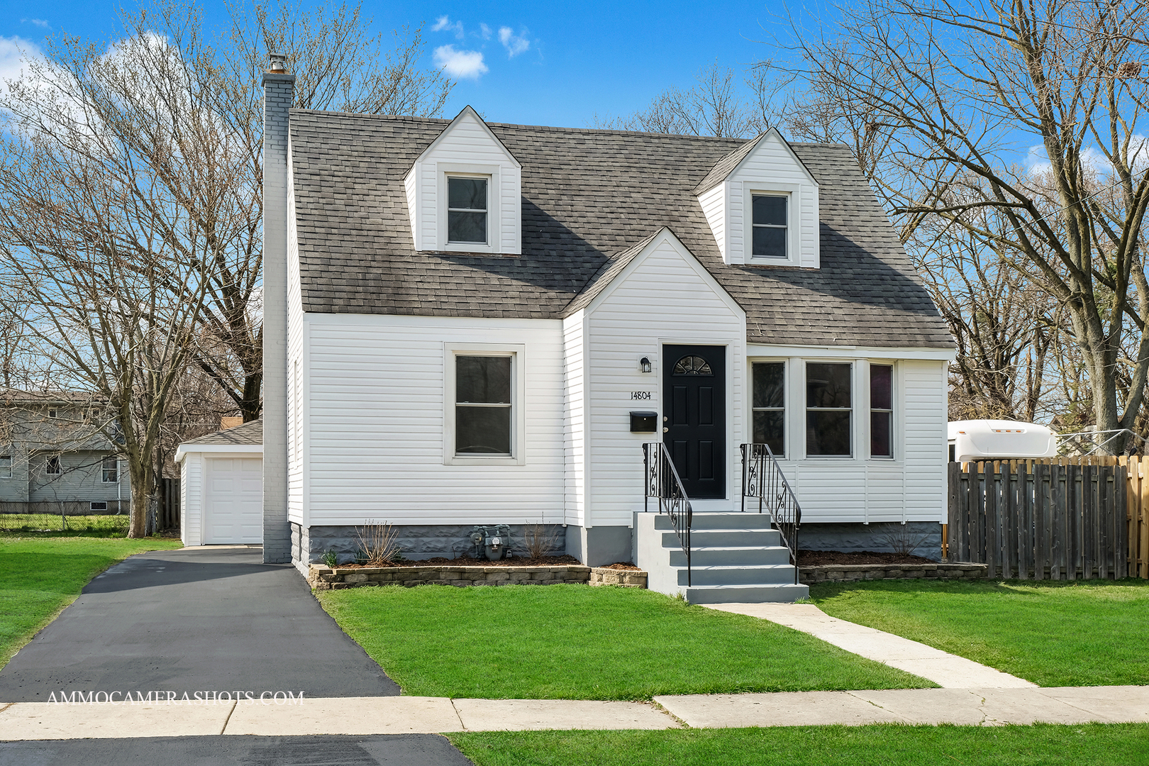 14804 Riverside Drive