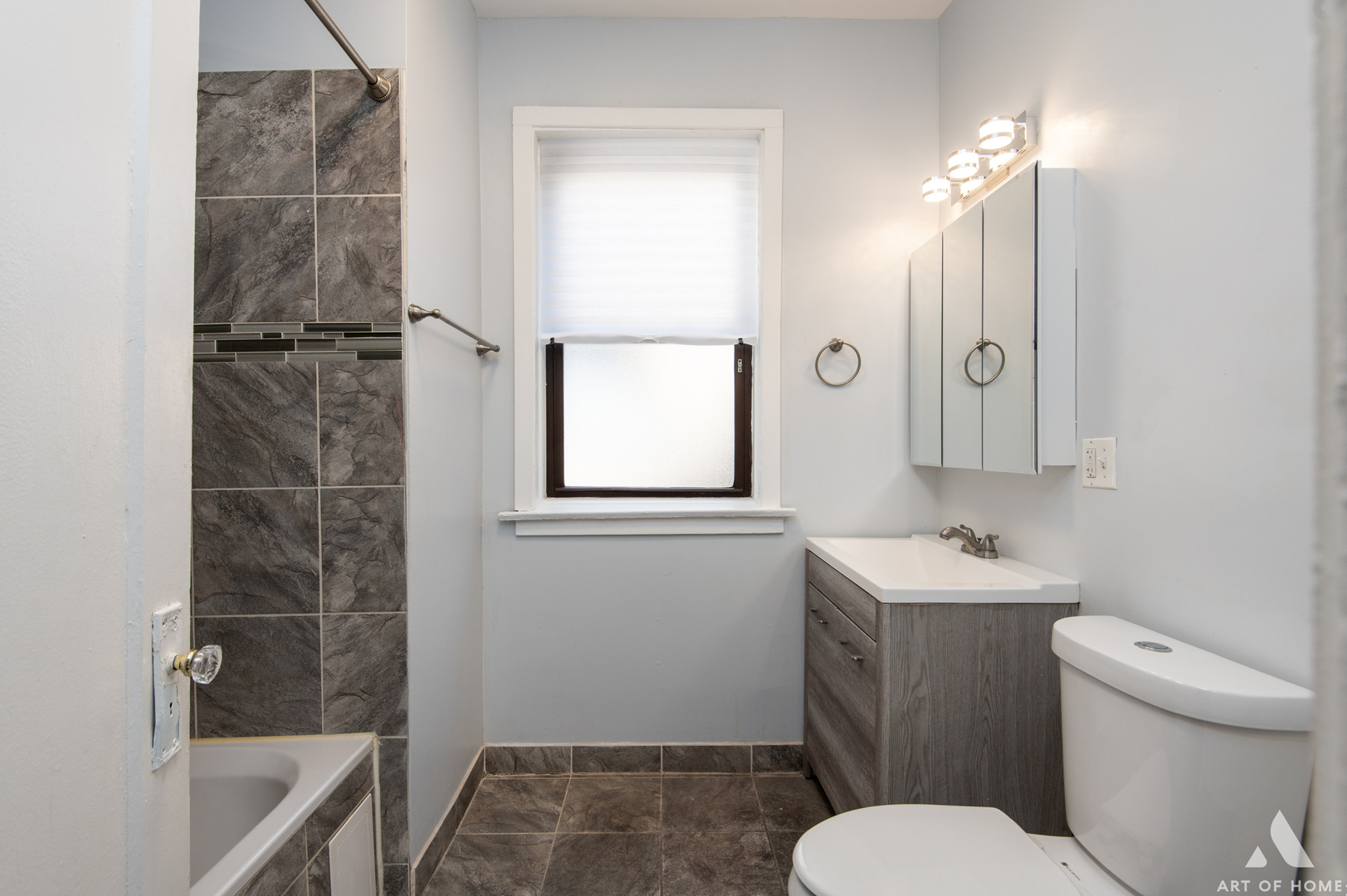 6729 S Ridgeland Avenue Unit: 3