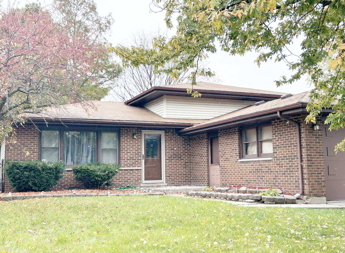 19828 Crescent Avenue