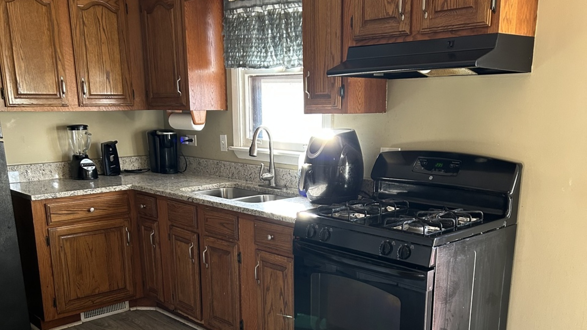 19828 Crescent Avenue