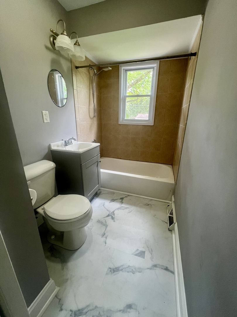 16725 Orchard Ridge Avenue