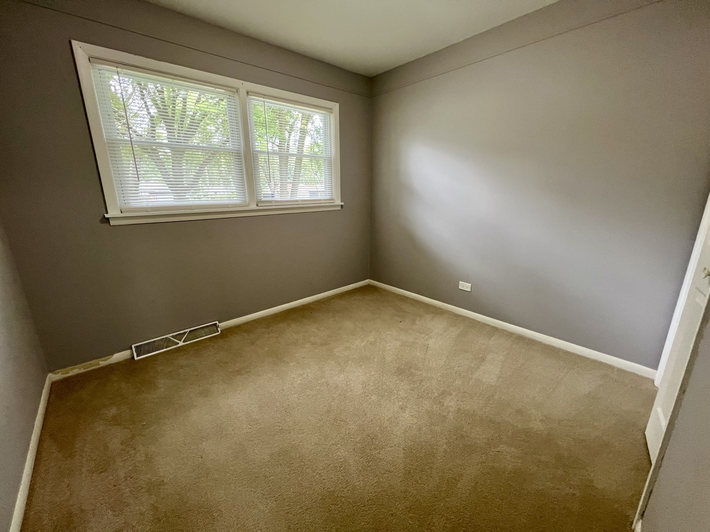 16725 Orchard Ridge Avenue