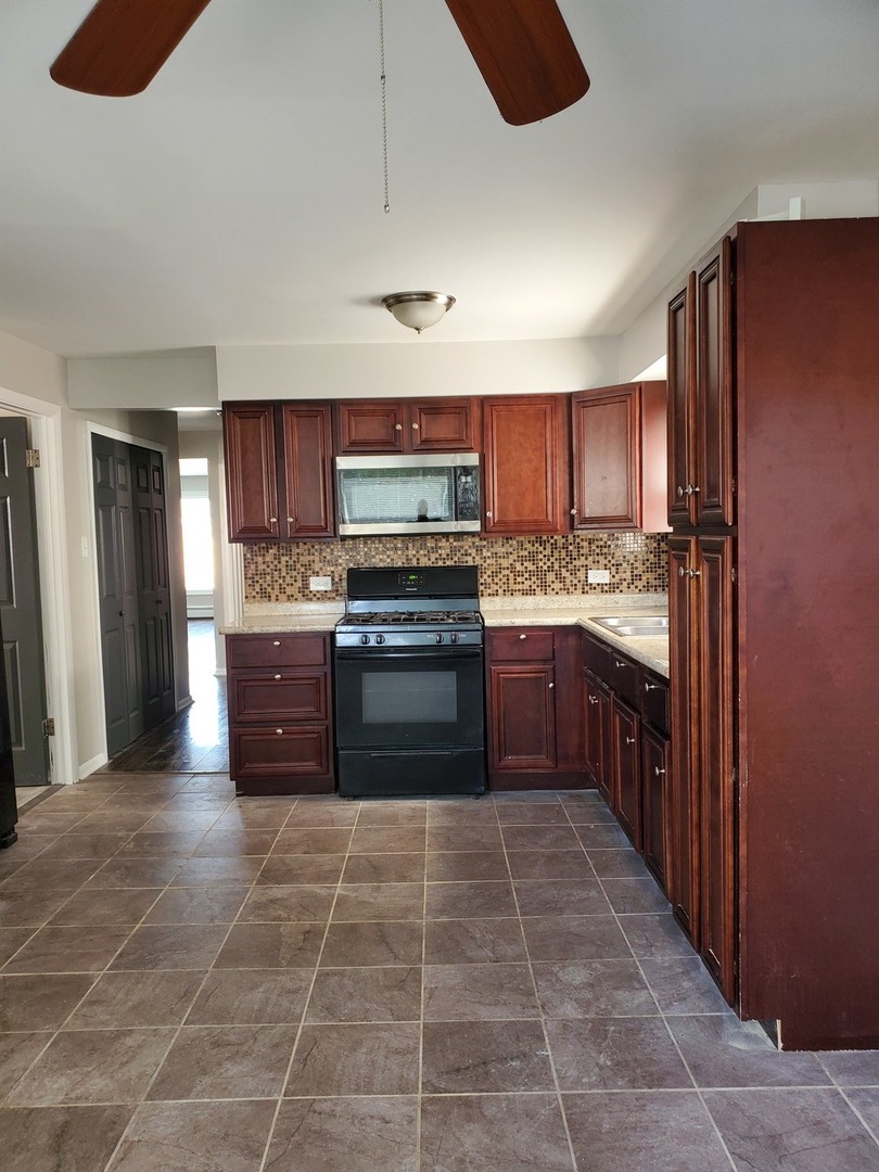 76 Yates Avenue Unit: 1