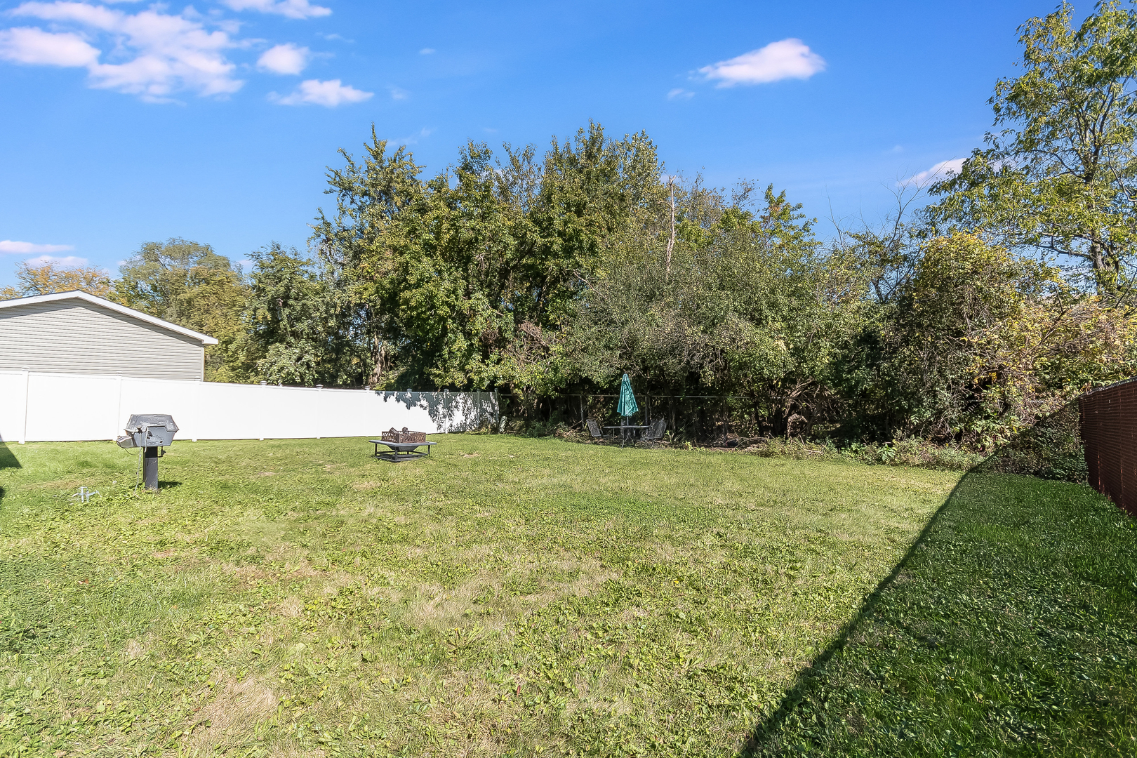 423 N Pleasant Drive