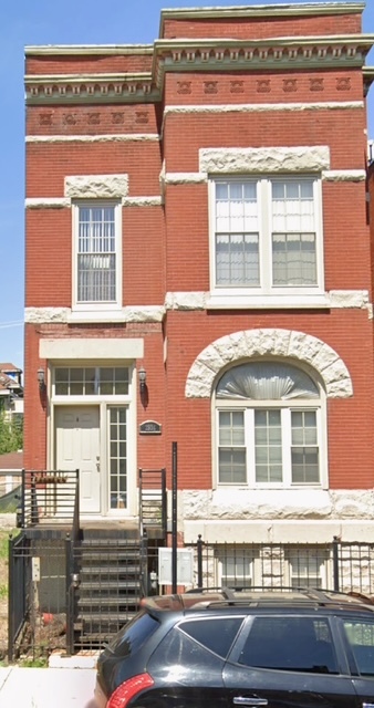 2936 W Warren Boulevard Unit: 1