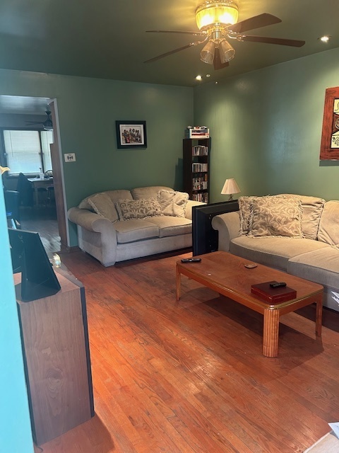 12510 S Edbrooke Avenue