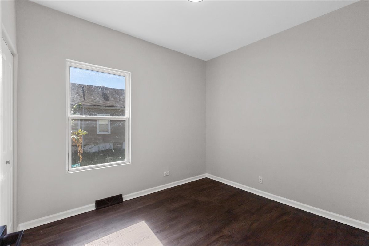 8601 S Wallace Street