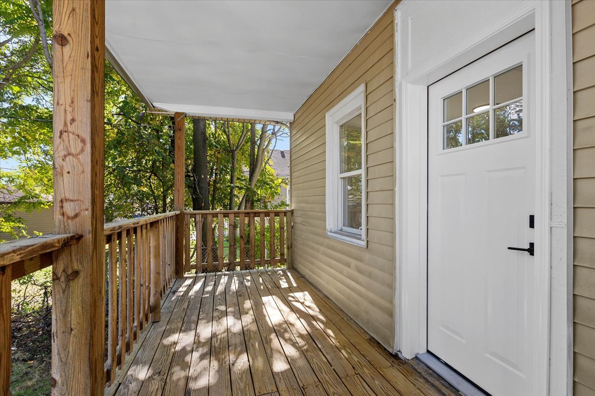 8601 S Wallace Street