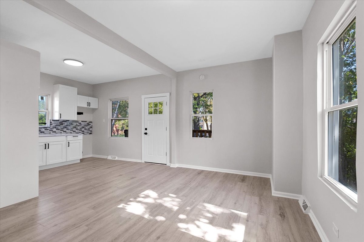 8601 S Wallace Street