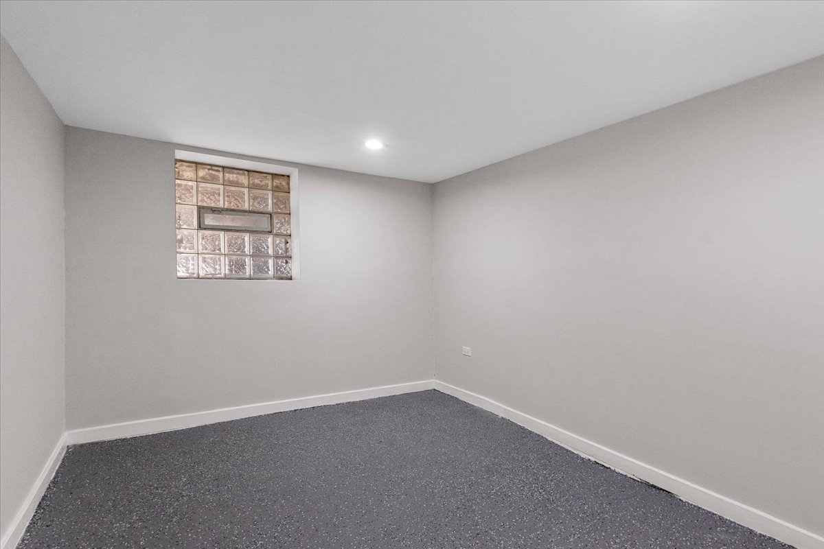 8601 S Wallace Street