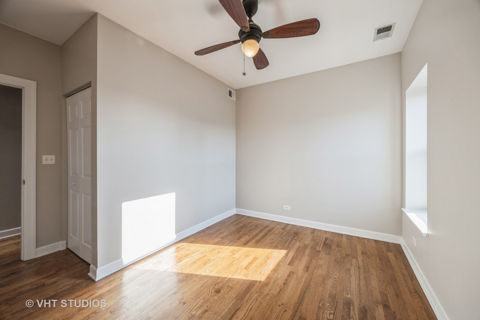 6324 S Kimbark Avenue Unit: 403